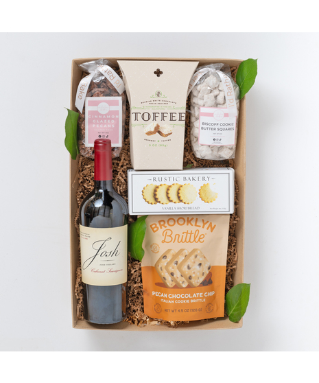 Satisfy your sweet tooth with our Sweet Crate, an artisan gourmet collection brimming with irresistible treats.